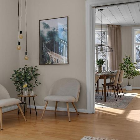 Amazing Tromso City Apartment With Free Parking And Lovely City Views! Екстер'єр фото