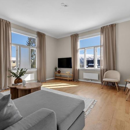 Amazing Tromso City Apartment With Free Parking And Lovely City Views! Екстер'єр фото